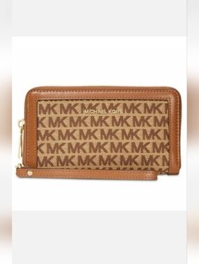 🔥Michael Kors Monogram Faux Leather Trim Wallet/Wristlet In Tan With Gold, New!